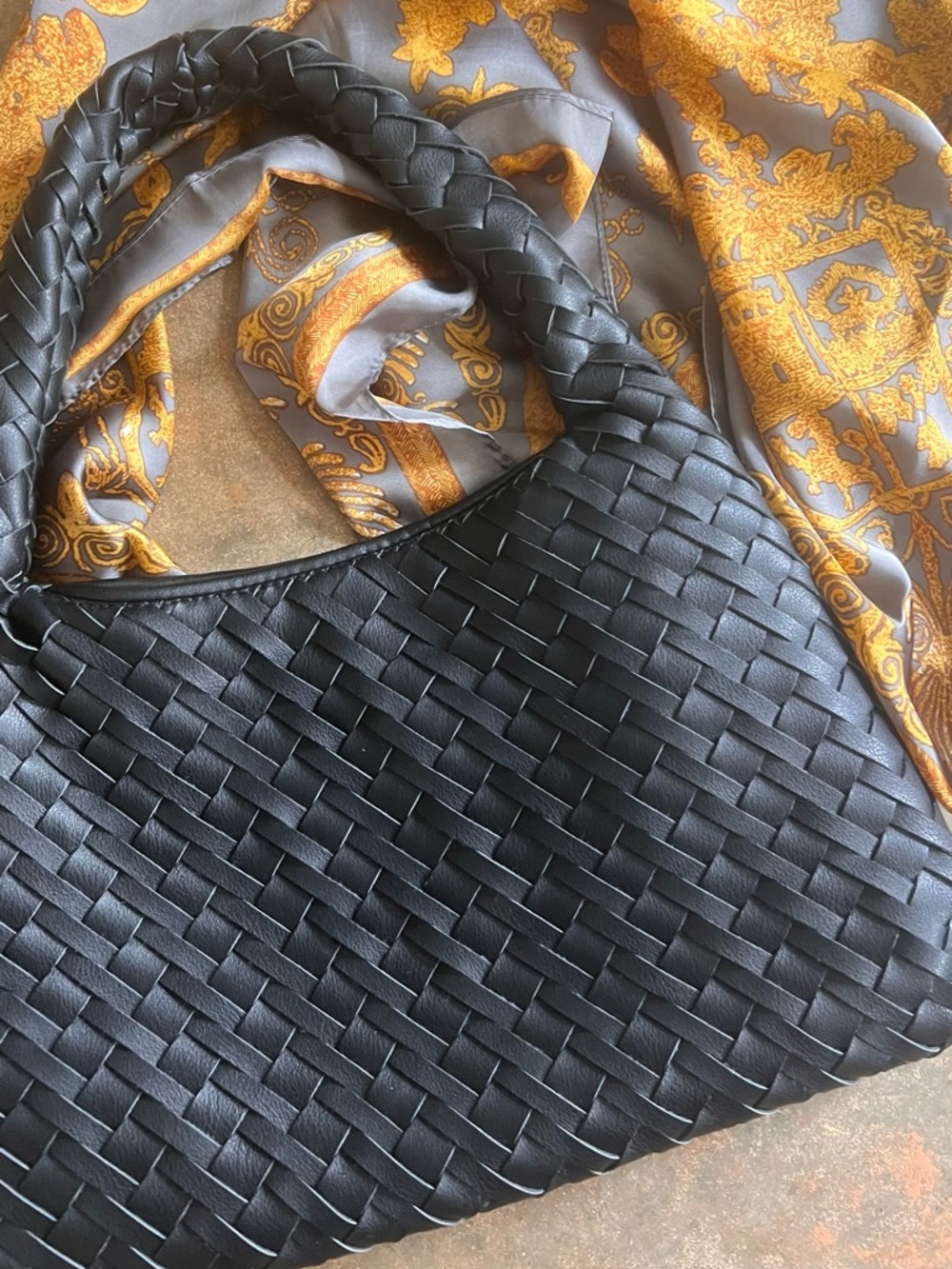 Walter Baker Black Woven Shoulder Bag - Picture 3 of 3